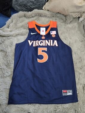 NEW Virginia Cavalier Navy & Orange Basketball Jersey #5 Kyle Guy - Size Large
